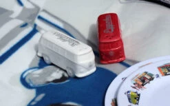 VW Collection T1 Bus Salz & Pfefferstreuer Blau / Weiß 12 VW Collection T1 Bus Salz & Pfefferstreuer Blau / Weiß -Camping Ausrüstung Geschäft 410756 2980265